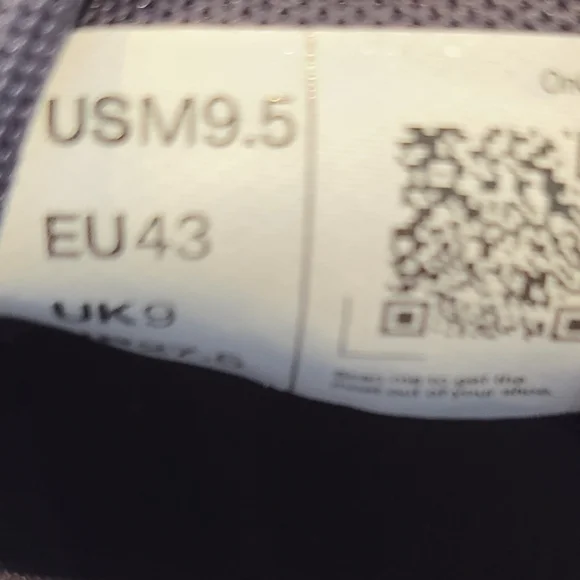 On Cloud 5 Running Shoee - Picture 4 of 4